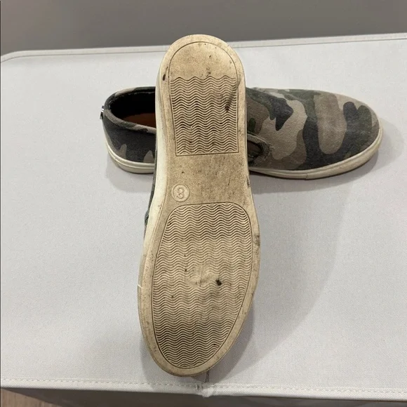 Express Green and Gray Camouflage Slip-Ons - Picture 5 of 6